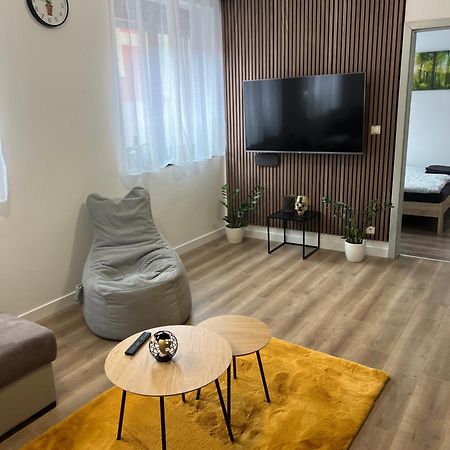 Garay26 Apartman Pécs Exteriör bild